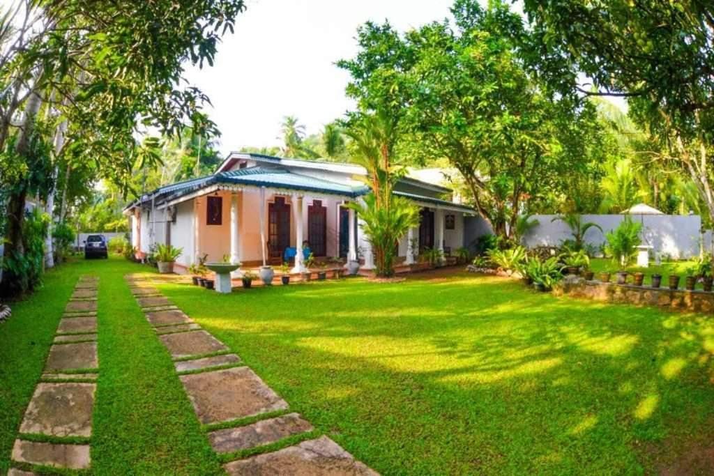 Thambara Villa Unawatuna Exterior foto