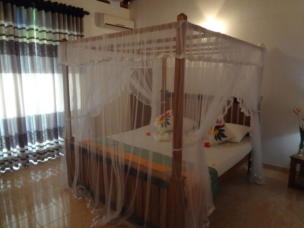 Thambara Villa Unawatuna Exterior foto